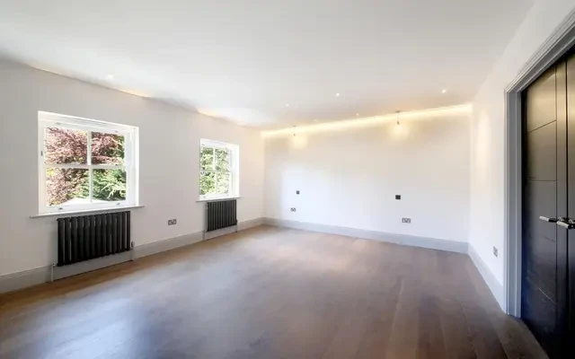 Long Bottom Lane, Seer Green, Beaconsfield, Buckinghamshire, HP9 2UL 1