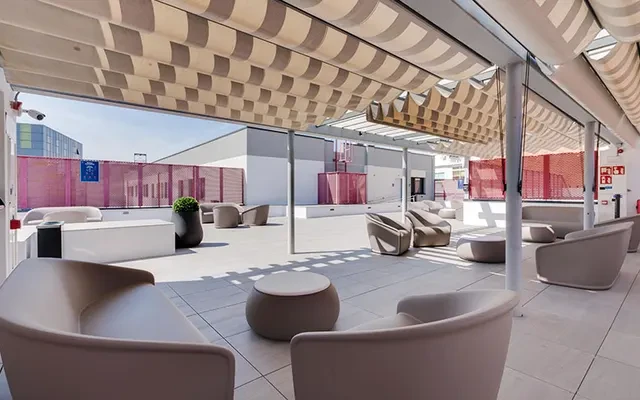 Livensa Living Barcelona Marina 3