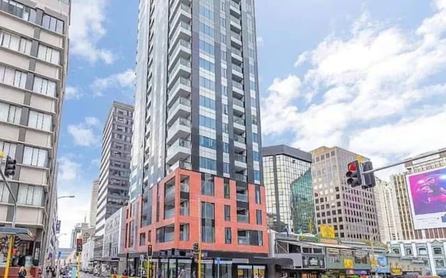 75 Victoria Street 1