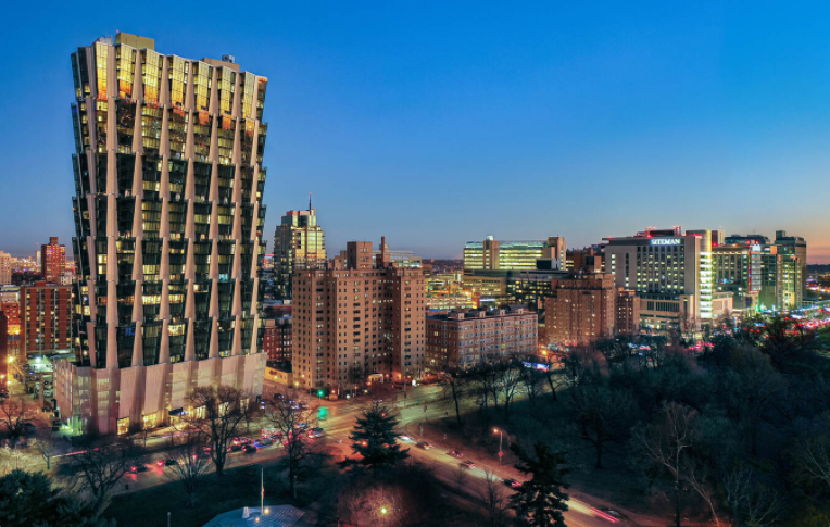 100 Above the Park