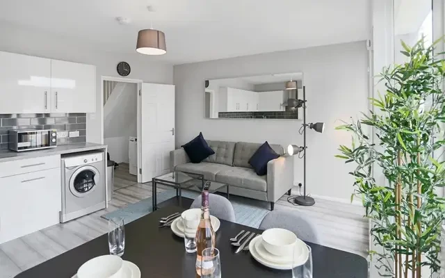Hereford Street 26341# 3