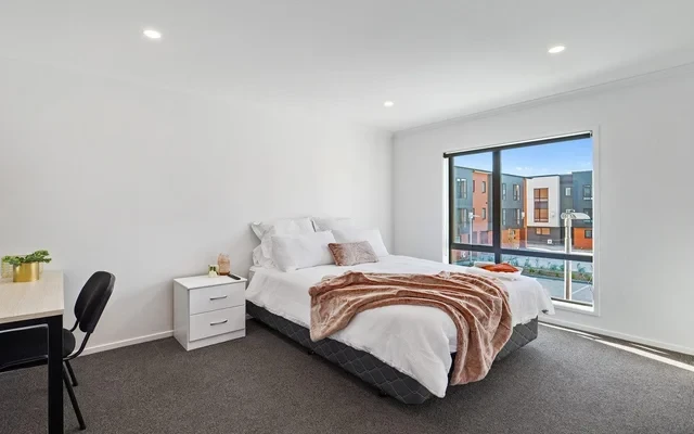 159 Unsworth Drive 3