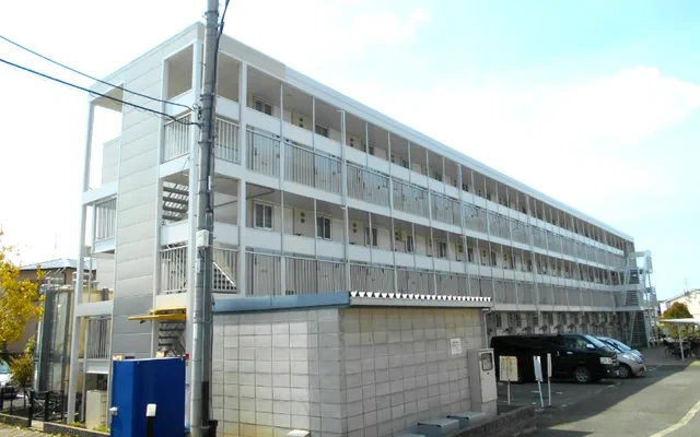 レオパレス河原城 0