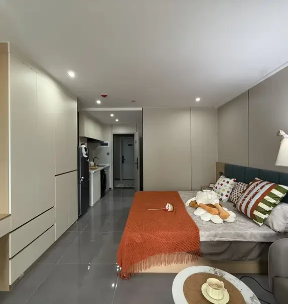 Jinqiao Apartments