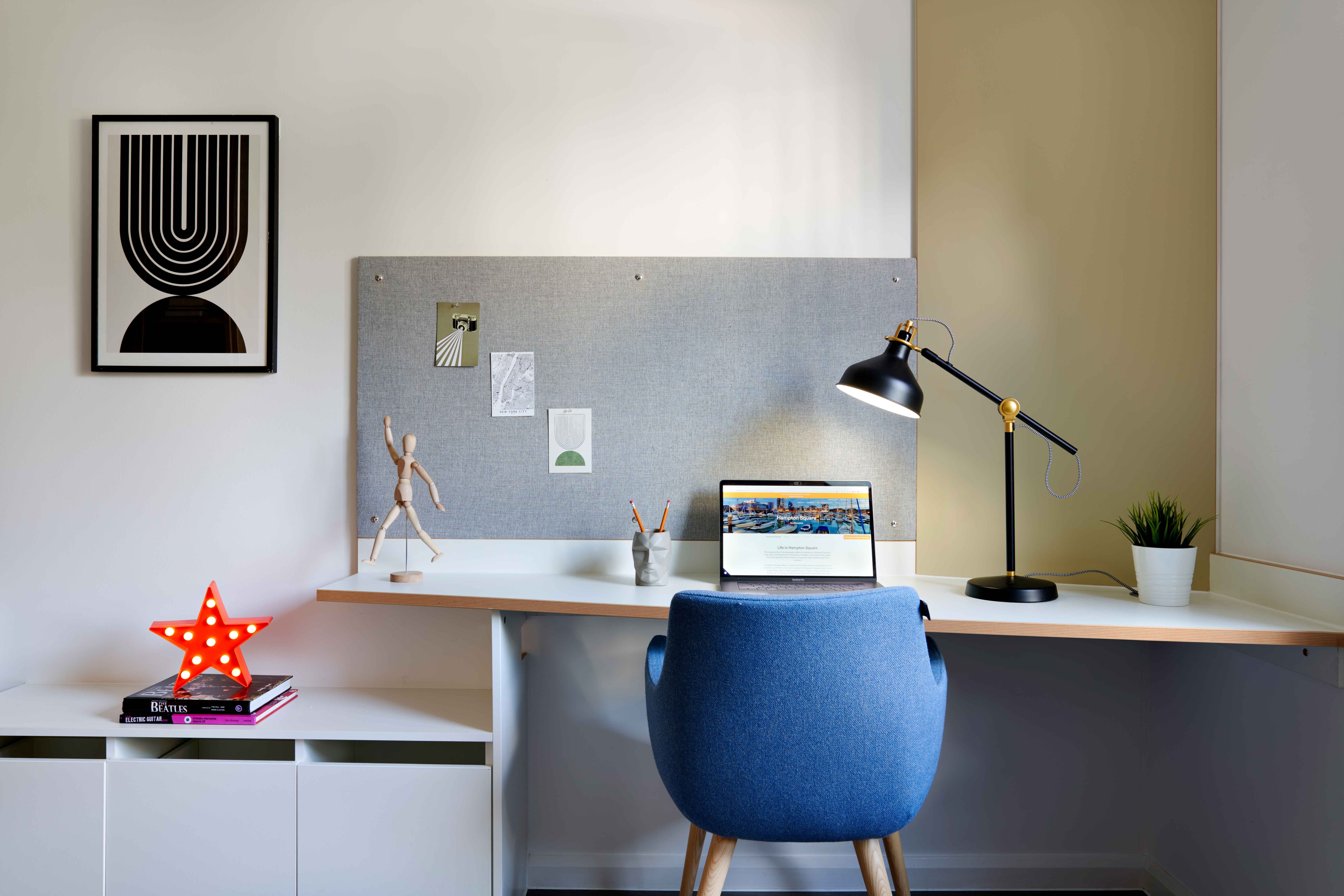 Bronze En-Suite Single