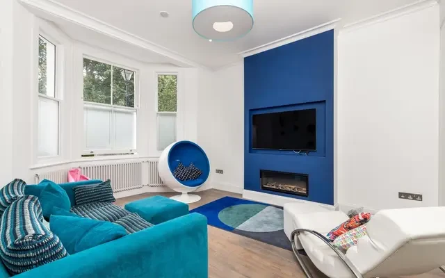 Montpelier Row, Twickenham, TW1 2NQ 2