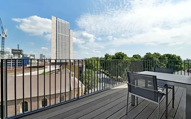 Exchange Gardens, London, SW8 1DF 4