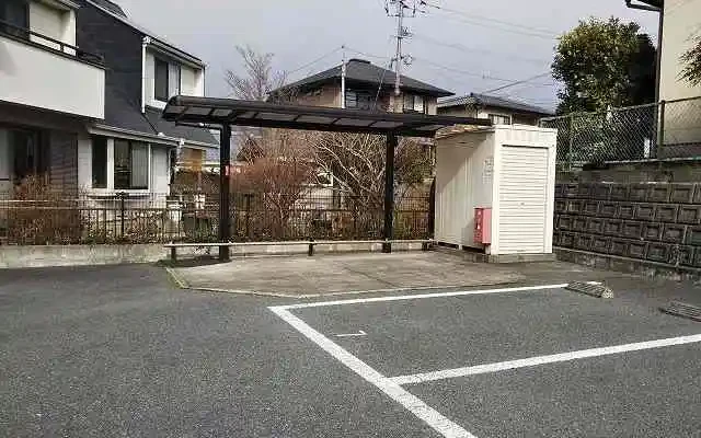 レオパレス栗林 3