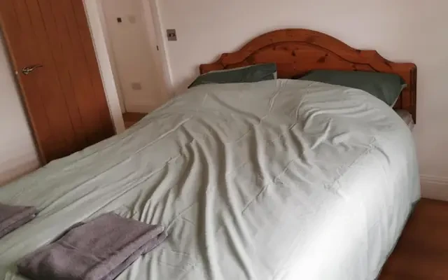 Beautiful 3-bedroom house in Whitehawk 2