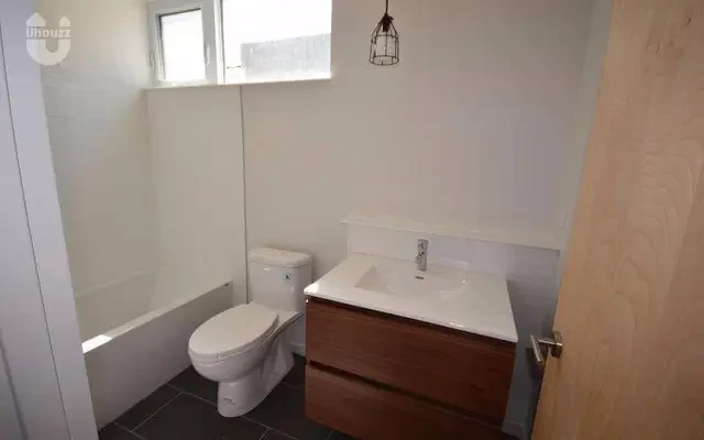 Villa near Carleton University 1