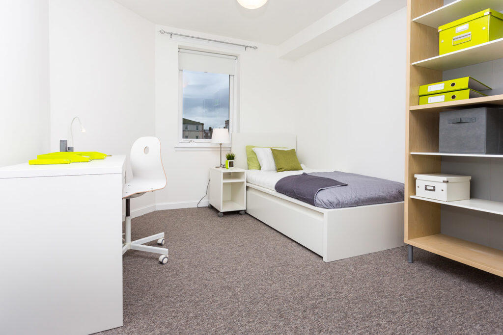 Standard – 3 Bed Flat