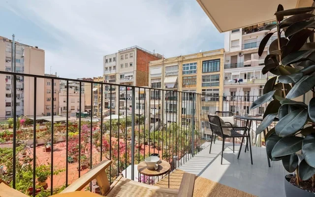Lys - 2 bedrooms and pool in Eixample Esquerra 0