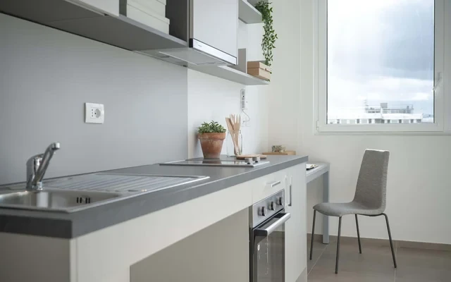 Accessible Deluxe Studio (Students only) 2