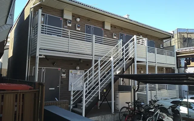 シャトル杉田Ⅴ 0