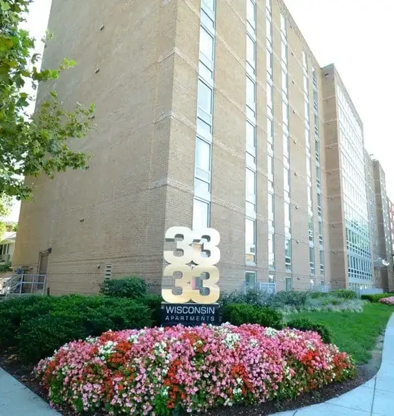 3333 Wisconsin