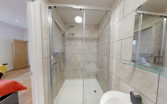 1 Salisbury Road - Leicester student accommodation - Studio-3
