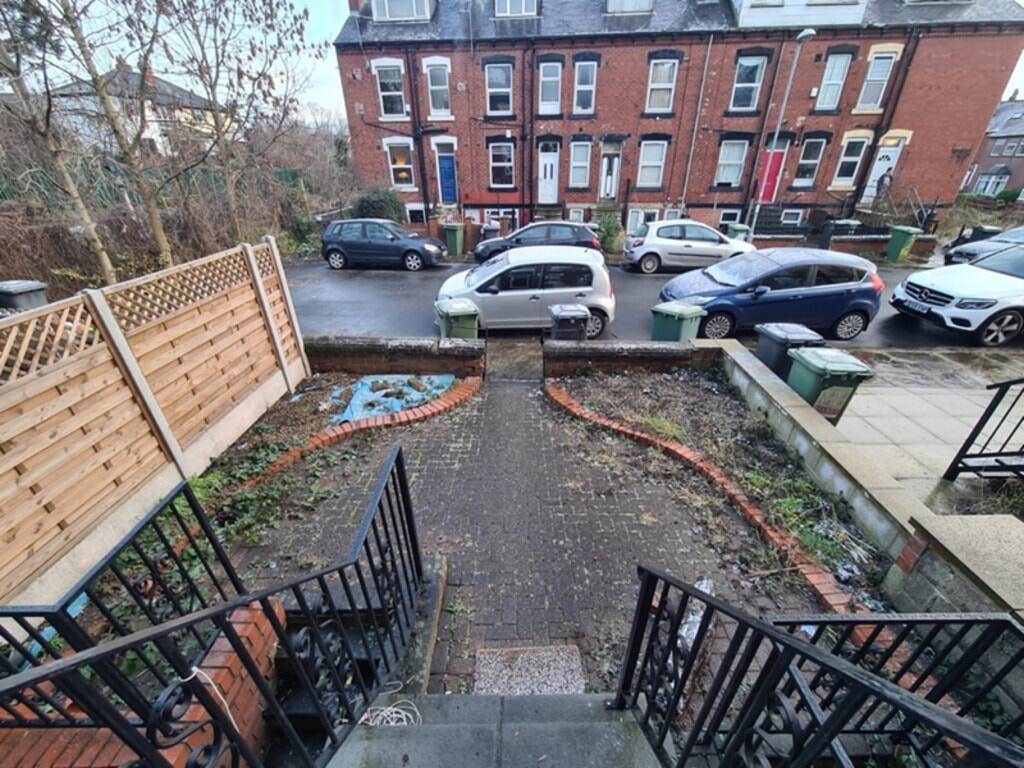 Beechwood Walk 25414#