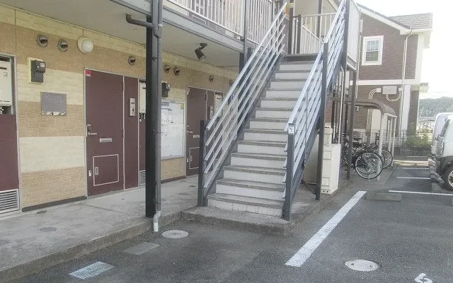 レオパレスガーデン 4