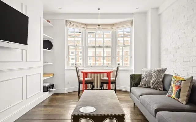 Whiteheads Grove, London, SW3 3HJ 1