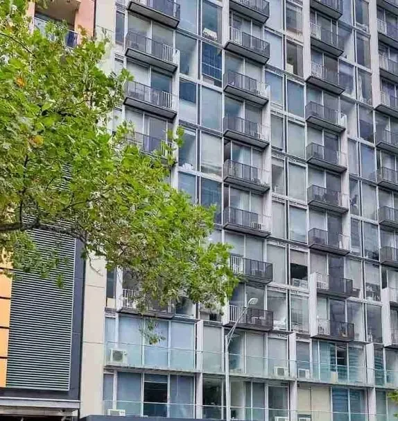 Student Living on Lonsdale