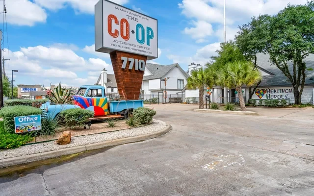 The CoOp at The Med Center 4