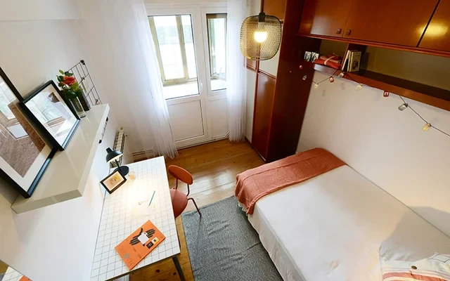 Calle Calixto Leguina Bilbao 48007 Spain 1