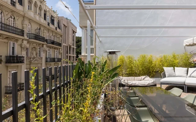 Luxury One Bedroom Penthouse in Ruzafa, Valencia with a big terrace 4