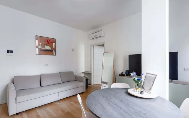 Modern One-Bedroom Apartment with Terrace in Nolo - Milan 3