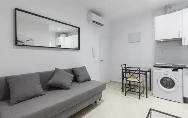 Apartment Calle Antonio Prieto 3