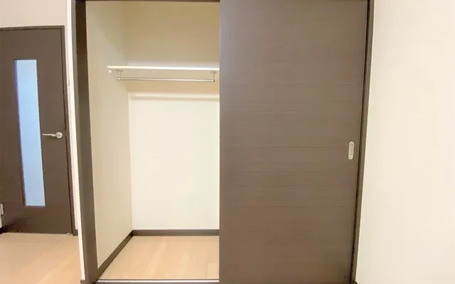 レオネクストぎんた – Studentenunterkunft in Miyakonojō – 102号房间(带独立厨房)