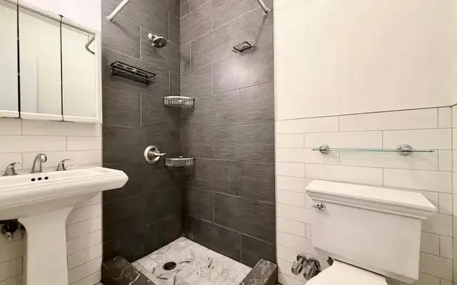 1694 Park Avenue, Brooklyn 3