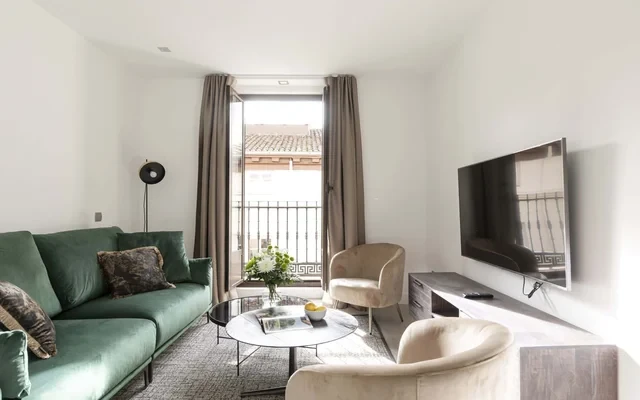 Carmen Elegant Plus 4A 0