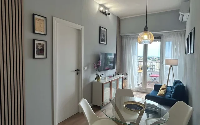 Appartamento in Via XXV Aprile, Pero 1