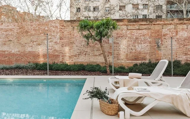 Aliga - 3 bedroom and pool in Les Corts 4