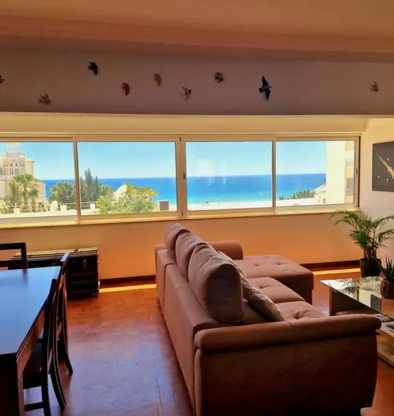 apartment near Avenida Tomás Cabreira