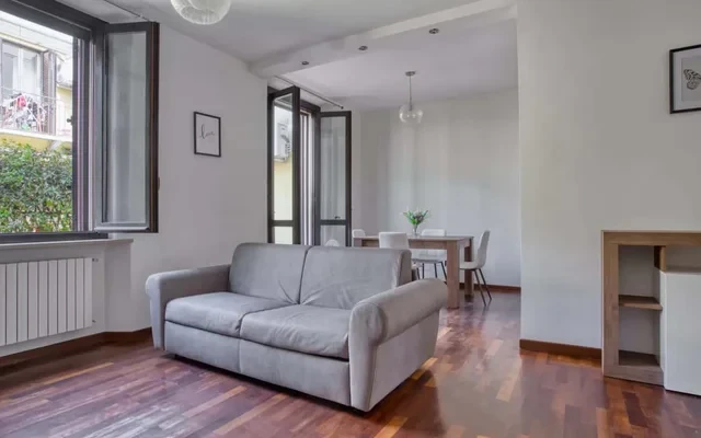 Tasteful 1-bed flat w/ balcony 0