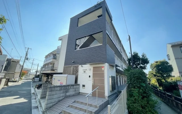 フラーズ　アント　ルポ 0