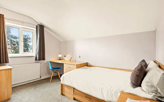 2 Stanmore Crescent 2