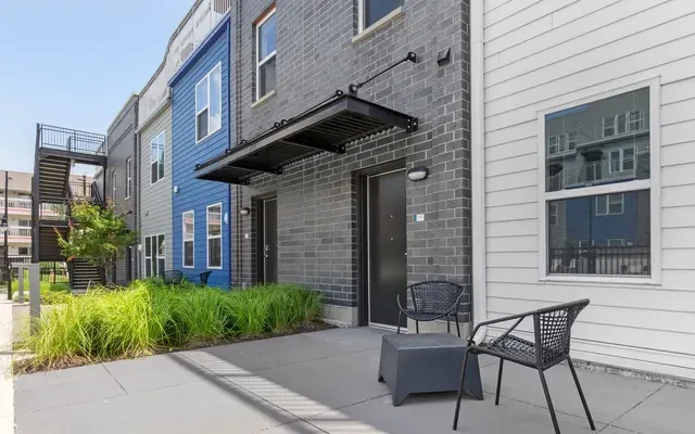 West Quad Apartments 4