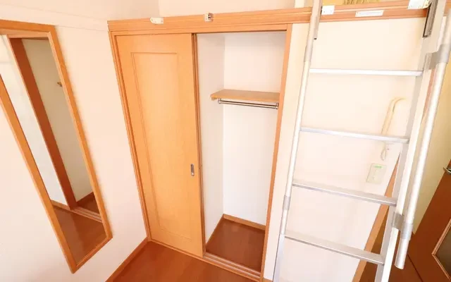 レオパレスメルベーユ 4