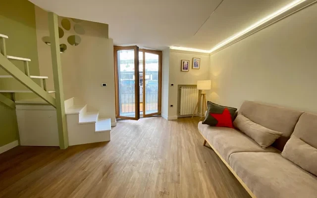 Two-Level Apartment in the Heart of Naples - Via S. Carlo alle Mortelle 2