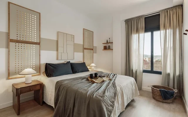 Huila - 2 bedrooms and balcony in Les Corts 3