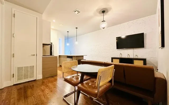 102 Rogers Avenue, New York 3