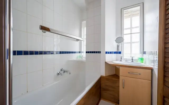 Portpool Lane, Clerkenwell, EC1N 3