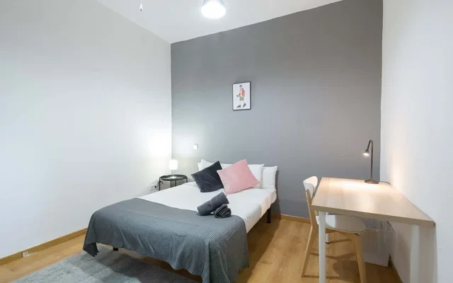 Calle Mesonero Romanos 4 3ºAES-15-029-001H 1