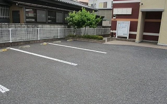 レオネクストクレディ 4