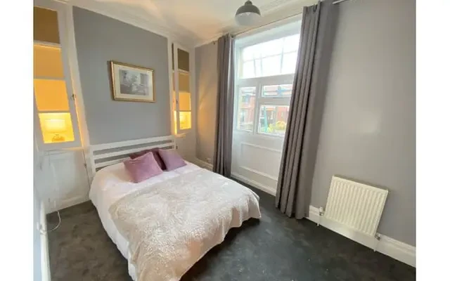 Merchants Road, Hotwells, Bristol, Avon, England, BS8 4 1