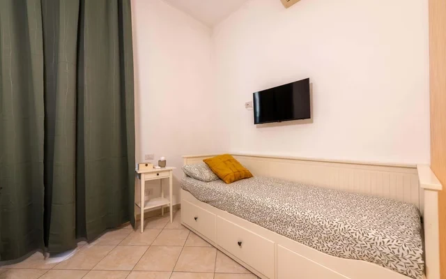 Stanza in via negroli 9  two-room apartment 4
