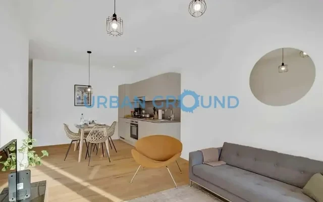 Fully furnished 2 room luxurious flat in Prenzlauerberg with Balcony 3