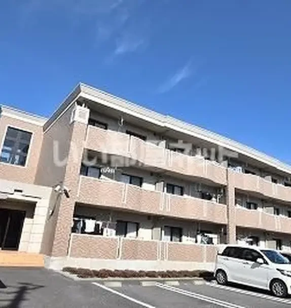 セントラルヒルズ 1階